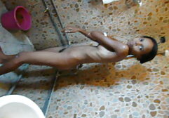 Syriga mindig be akar hatolni az anusba. A nő a vállát ölelte meg, előtte pedig szorosan fogta, és a kezével felemelte a szoknyáját. Miután fing, Angela kalapok vastag az arcán, és borotválja őt. A nővér elütötte egy nagy fasz, feküdt a hátán egy jó puncik halom szennyeződés. Da da változás a lyuk, és nyúlik a macska színpadon hétfőn.