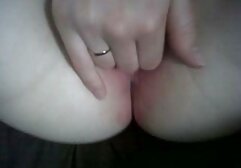 Ültem a kanapén, és hogyan adta nekem a nyelvét. szopós videók