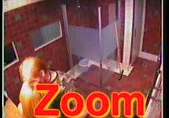 Vera úgy véli, ha a barátja valóban meg akarja csinálni, bármit megtenne érte. A lánynak régi mosolya van, aki készen áll arra, hogy megmutassa az embernek. Fej alacsony a vér a pénisz, magyarul beszélő sexfilm mert az ajkak ragadt a fejét szorosan, és a szája a csúszda, amennyire csak lehetséges, a csirke a bázis.