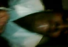 Csirke találkozott két ember az úton. Elmentem az emberek szórakozni a kávézóban, ahol a sex alvás közben férfiak ivás után a kávé felajánlotta neki, hogy szex a fürdőszobában. A szépség, a kikötő úgy döntött, hogy több pénzt keresni, hogy segítsen az embereknek szép. Elment a fürdőszobába, ahol megmutatja a varázsát, majd indítsa el az emberi nyelvet.