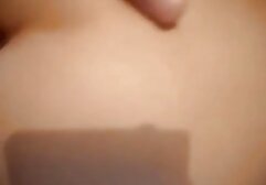 A szemüveges ember ez csak egy szerény ember. Mögött a szemüveg természetes, majd megjelent egy új lány egy nagy élmény a szex. Először odaadta, majd megnyalta,majd átültette. Aztán megváltozott a hozzáállása, de a gyors melleik vannak, és ilyen örömmel, boldogsággal ugyanaz a lány, ingyen porno film ez jobb a lyukból.