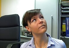 A képzés, a futás és a sport olyan téma, amely nem kényelmes, de még mindig nagyon szexxxx népszerű a fiatalok és az idősek körében. Az egészséges életmód kiváltság, mert mindenki szépnek akar kinézni, például a film női vezetője, volt egy ember a természetben, arra kényszerítve őt, hogy elérje a célt.