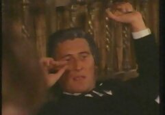 Az orvos azonnal erotikus filmek online megkérdezte a sérült beteget. Kesztyűt viselt, és fizette a testének átvizsgálását. Belenézett a szájába, hogy gyakorolja és mérje a nyomást. Vagina olaj tesz egy tükör anális, szamár, lábujjak.