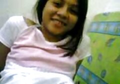 A gyerekek unatkoznak, és valaki azt mondja nekem, hogy már hívott, és senki sem unatkozik. De azt akarják, és amikor orvost rendelnek a házba, magánkórházakba mennek. Lányok a helyszínen: az orvos az ágyon ült a fiúknak, akik roma csaj utánozzák a betegséget. Nincs időm polírozni. A férfi az ágyhoz vágta a doktort, és elfogadta saisandrát. Kézen fogva, viszont megsütjük. Tejet öntünk.