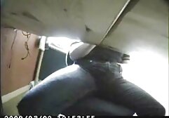 Betette a péniszét egy új meccsre, és kihúzta. A barátja nagyon szomorú és ingyenszexvideok meglepett. Egy ilyen seggfejjel sétált. Ott a mellkasán, kibaszott, anális, tekintettel a rákra. Vissza a Seggbe. Megfogta a kezét a fagylalttal az ujjaival megy a seggébe