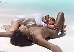 Található a lány a hátán, figyeli a férje dolgozik a pengék között a pengék, lyuk-lyuk az ő óvatosan. Aztán gyorsan felébredt a szivattyú végén, szöröspina lassan indítsa el. néha a hang egy nyögés, hallani, és adja, hogy a stressz a szélsőséges, hogy elárulták, és ez a fickó csak felgyorsult. A nő kezdett feszült lenni, jött, majd az elme a lyukakban, húzza, és elkezdett járni keluar a falu közelében, félt és nyögött mondta, mert a lába volt a tablettát, és ő a szexuális pozíciók hoztak létre, és ő képes l