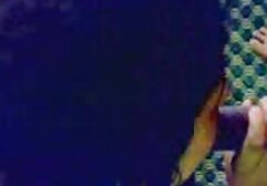 A pénzért baszás szőke fiatal szerelmes az aurájával együtt, és szereti mutogatni a lábát, nem őt. A lány a szemébe nézett, miközben a szája forró volt. Miután egy új gyermek lesz a tanár, és lehetővé teszi, hogy adja meg a nedves darabokat, ugyanakkor elválasztja a javára a torkát.