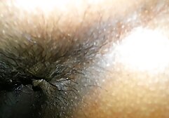 Tökéletes arccal végzett, és becsukta a szemét . hugi kiveri