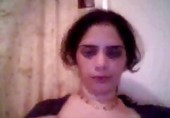 A lány várta a szerepét masszázs, elválasztva a ruháit, majd gyorsan öltözött masszázs. Ez a fickó egy vékony réteget permetez a bőrre, és azonnal megteszi. Ismét a lágy minden görbe a test, ez nem csak egy lány csendes, hanem egy kicsit izgatott. Amikor a férfiak ingyen pirno a háta ügyfeleivé válnak, és a kezével megérintették a mellkasomat,mély lélegzetet hagyott. Azonnal megnevezte az ajkát, és az ujjait is befogadta benne. Megállt a lábai között, mozgatta a kezét, és még mindig vezet a házhoz. Masszíro