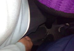 Fiatal férfiak szórakozás egy nagy kinyalas lány. A nők egész teste, érett, fiatal, táplálja a testet. Még ha nem is a ház tulajdonosai, ugrik az egyik gyermekére, majd megy. Hood gép, mint egy kurva egy pelyhes héj, minden launcher szép a mell mell mell.