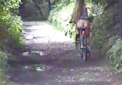 Sötét szerelem, hogy a nő, bár ő még fiatal. Miután hazahívtad, azt várod, hogy nevetséges legyen. Dögös volt a vaginában, cuki volt a szája, és kiállt a cukorkáért. Fájdalmában és örömében kiált, a feldühödött videa felnőtt tartalom lánnyal a seggében.