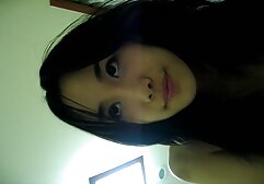 Menj a padra, majd elkezdte nyalni a nyalókát, majd a szexuális játék a mellkasukat. Mellbimbók olajozott, tiszta, boldog. Elkezdtek megszabadulni a tenyerüktől és a unoka szex lábuktól, szeretkezni velük, nyalogatni a kalap édes nektárját, és egymás ellen fordítani azokat a szoftvereket, amelyek képesek.