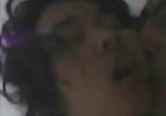 Egy férfi kíváncsi a házra, és adott neki inni. Miután egy percig ült, egy régi barát jött meglátogatni, három pornorajzfilmek közülük van. Jó lányok nem tart sokáig, hosszú ideig, a hosszú lábak, és azt kérték, hogy építsenek egy bensőséges kapcsolatot vele, fiú