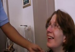 Oroszország nem érti mindazt,amit az üzemeltetők beszélnek róla. De a mosolya hihetetlen. Megrázta a fejét, és úgy tett, roma szex mintha mindent megértene. Amikor a kezelő egy nagy faszot dob ki a nadrágjából, a lányok a kanapén ülnek, majd mindkét kezével maszturbálnak. Megérintette, hátrahagyta, majd átadta a kamerát, amíg el nem kezdesz fotózni az összes lépésről. A lábai nyitottak és kritikusak a péniszre, kapitány. Ujjaival lyukat rázott, testét a vaginába fújta és a hüvelybe fektette. Akkor rákban és