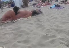 Terhes hatalmas előnyöket tőle, szex a lány a kezében. Segít viselni a ruháit, egy kis mellkasú nő pedig a farokverés szájába. Ezután fúrjon át, és szexeljen be. Az alelnök, a hátsó, és az alelnököt akarják. Felébreszti a testet, majd a cum repül az arcán.